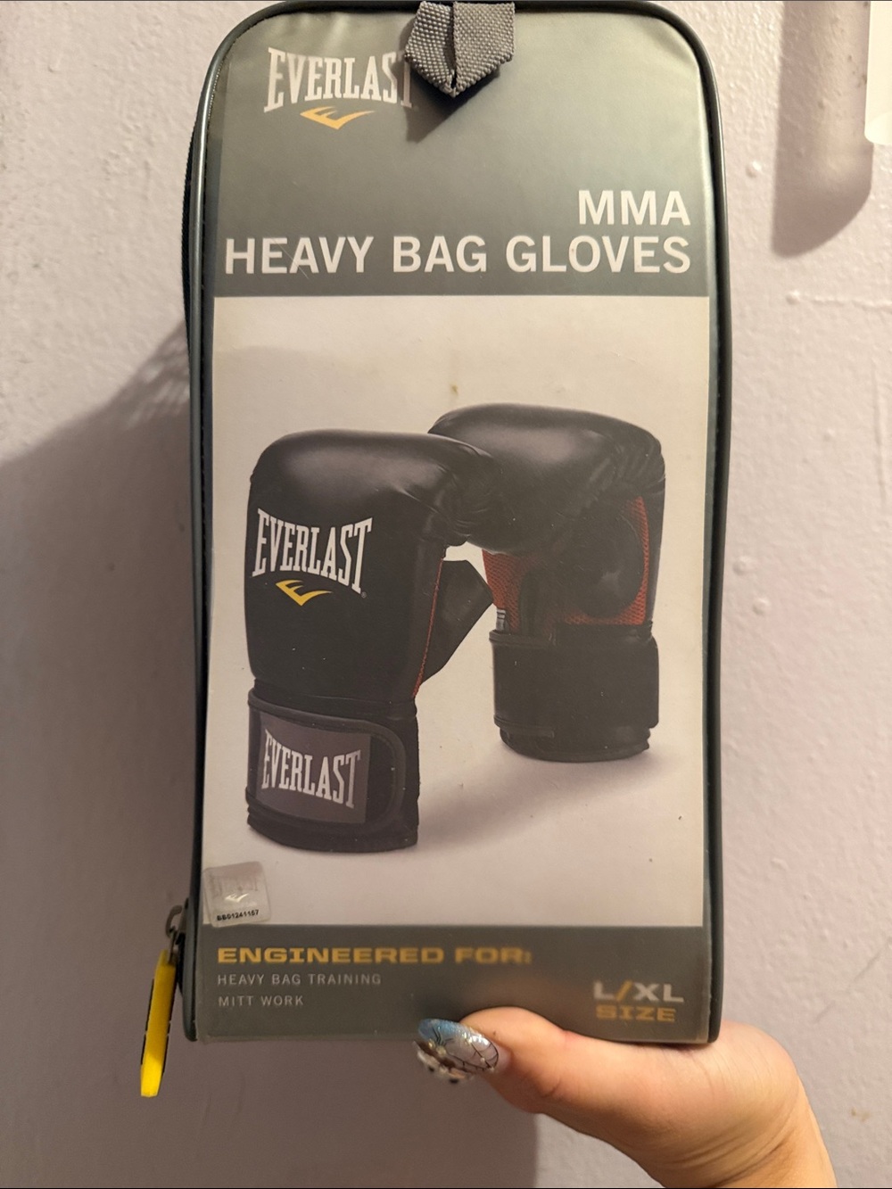 NWT L/XLEverlast Black MMA Heavy Bag Gloves with Gold Logo
